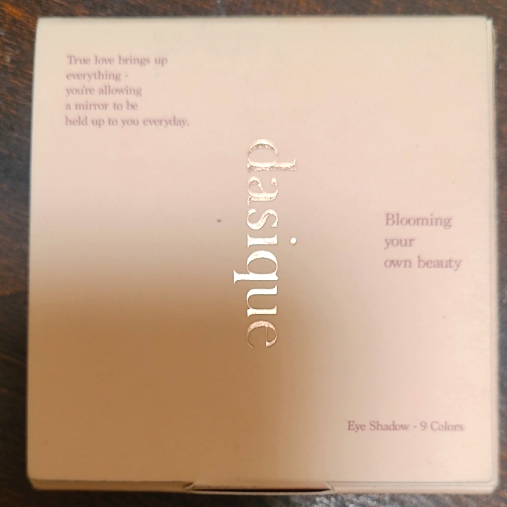 Dasique Eye Shadow Palette #01